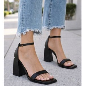 SHEIN Black Square Toe Block Heel Sandals | Ankle Strap | Size 11